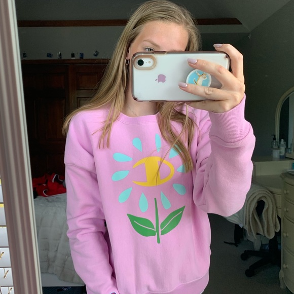 Champion Sweaters - Champion Flower Logo Crewneck
